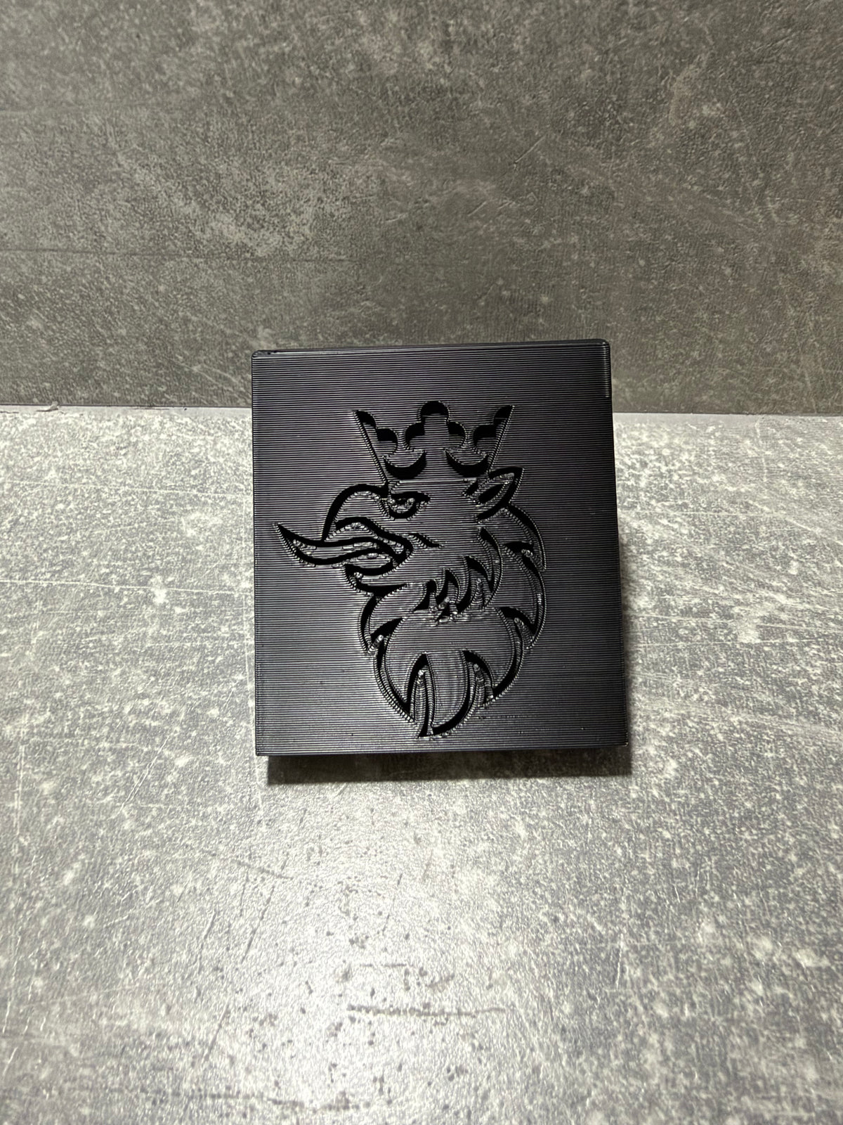 Scania Windscreen Gracemate Poppy Holder